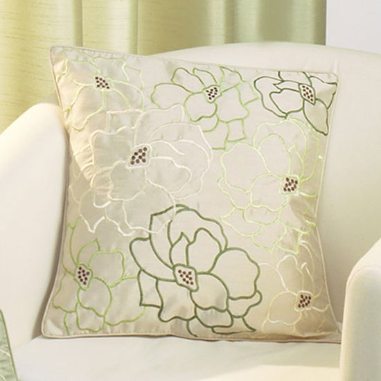 Cream Scattered Flower Cushion