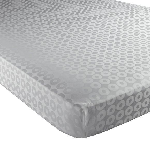 White Hotel Circles 300 Thread Count Collection Fitted Sheet