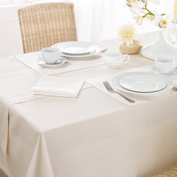 Cream Madeira Collection Tablecloth
