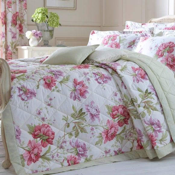 Dorma Green Blenheim Collection Quilted Throw