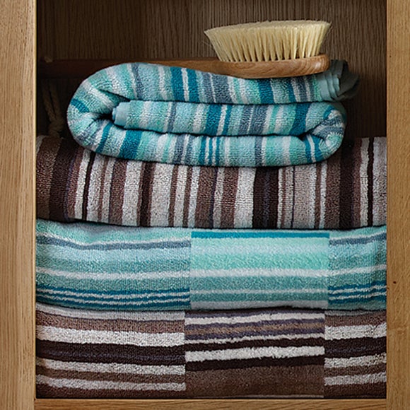 Hampton Collection Towel