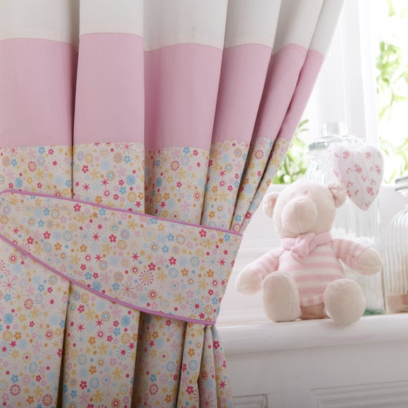 Kids Tweet Tweet Blackout Pencil Pleat Curtains