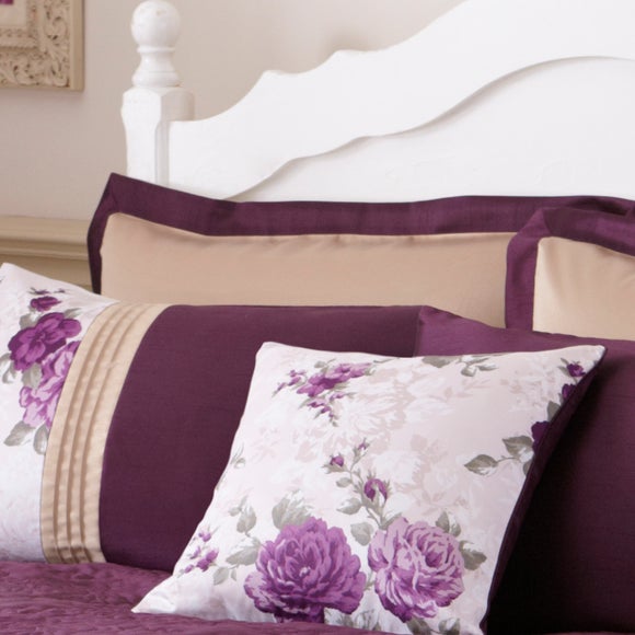 Plum Elisa Collection Oxford Pillowcase