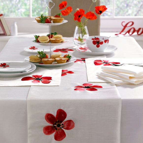 Red Painted Poppy Collection Runner