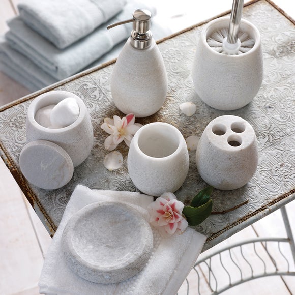 Dorma Richmond Bathroom Collection