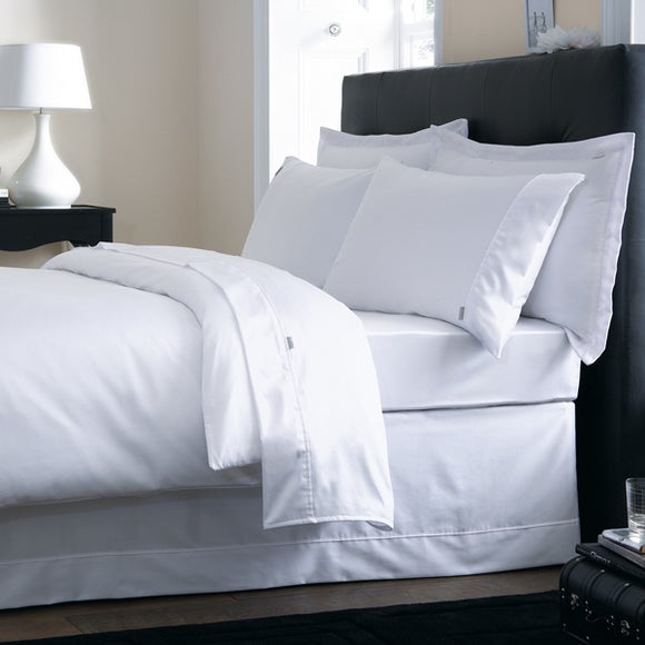 Dorma 350 Thread Count Plain Dye Bedlinen Collection