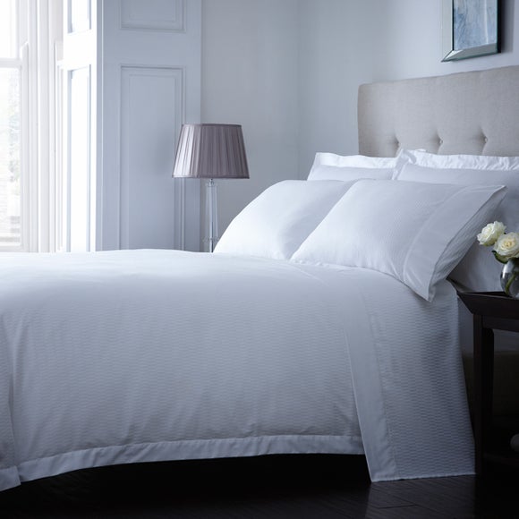Dorma White Berkley Bedlinen Collection
