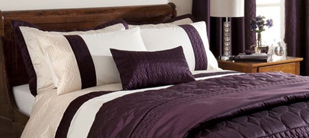 Plum Circles Bedlinen Collection