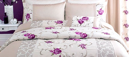 Plum Juliet Bedlinen Collection