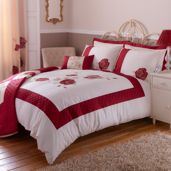 Red Veronique Bedlinen Collection
