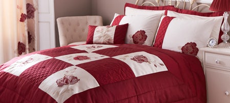 Red Veronique Bedlinen Collection