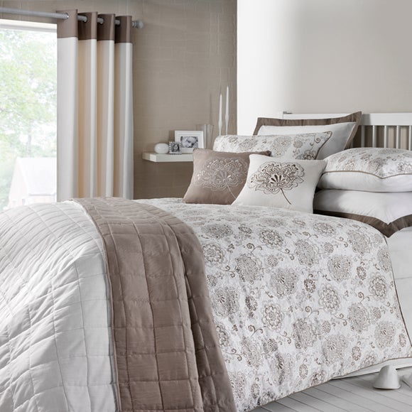 Latte Cha Cha Bedlinen Collection