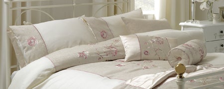 Ivory Gracie Bedlinen Collection