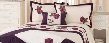Plum Lace Rose Bedlinen Collection