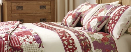 Red Aurelia Bedlinen Collection