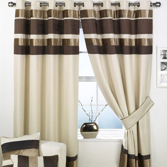 Cream Boulevard Curtain Collection