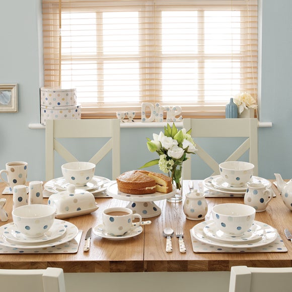 Blue Country Spot Dinnerware Collection