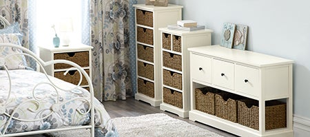 Cottage Ivory Bedroom Furniture Collection