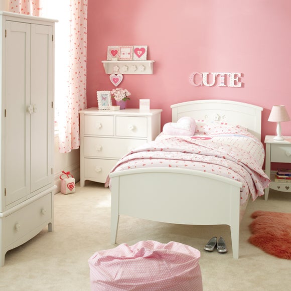 Daisy Bedroom Furniture Collection